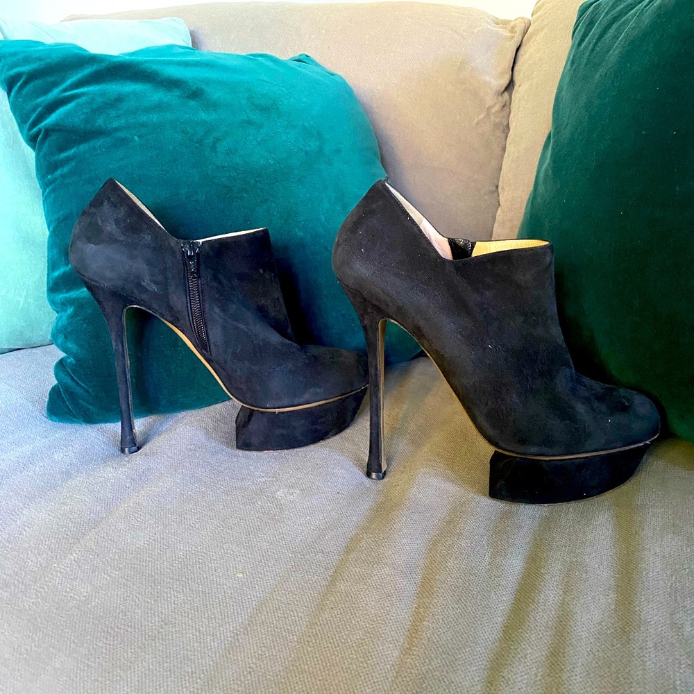 Nicholas Kirkwood Black Suede Booties 39.5 US 9.5